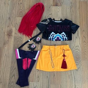 Mira K Pop Kids Costume Set. Includes top, skirt, wig, leggings, accessories.